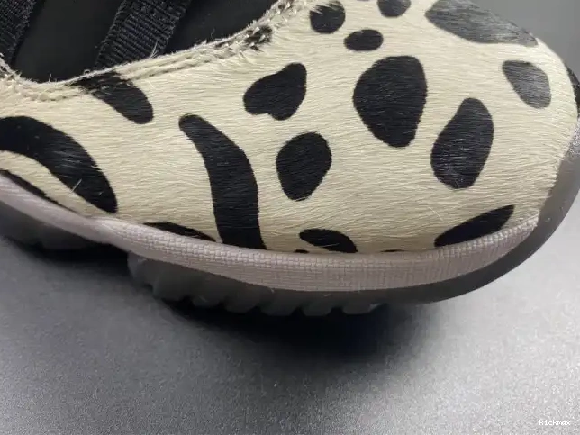 Rep MAX ANIMAL AIR JORDAN INSTINCT 11 AR0715-010 0404